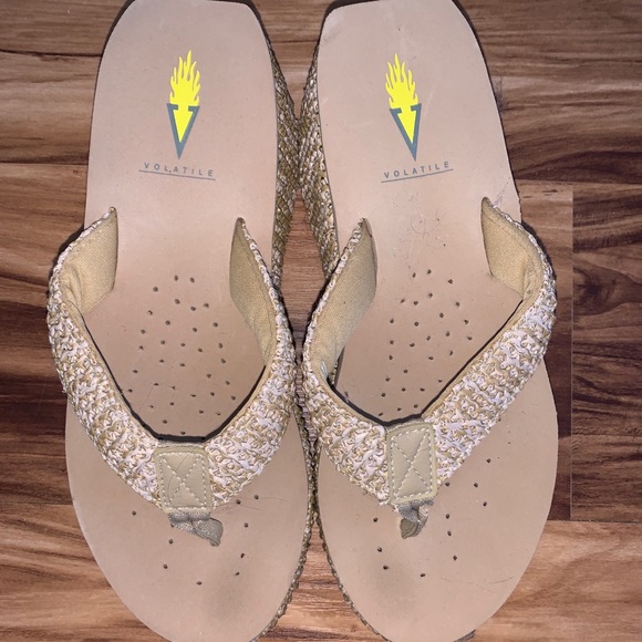 Heeled flip flops